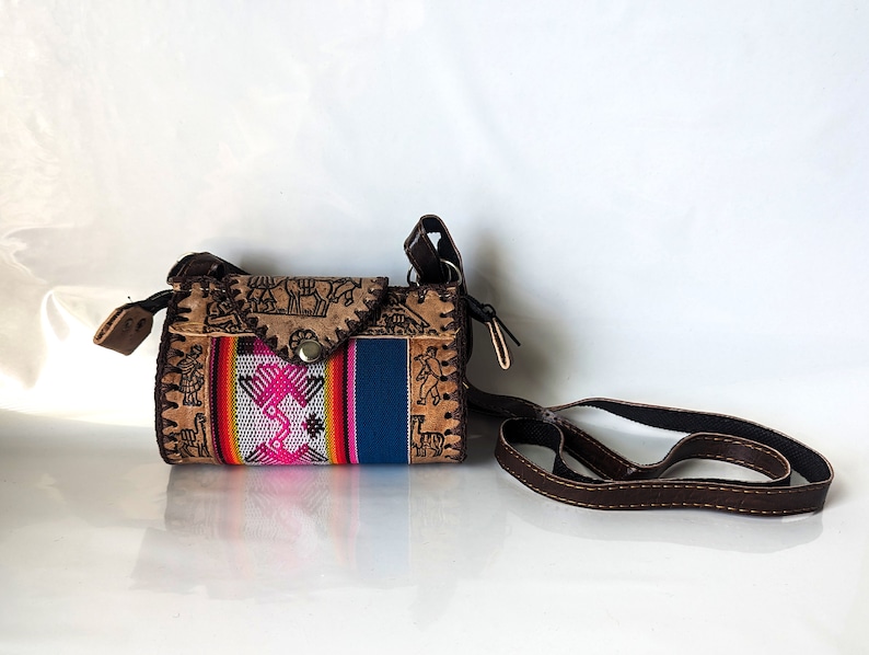 Handmade Peruvian Leather Crossbody Bag (Small) - Cusco Andean Textile - Image 7